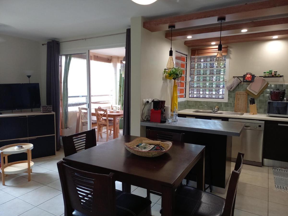 Bel Appartement Avec Terrasse Proche Des Plages Saint-Gilles-les Bains Kültér fotó